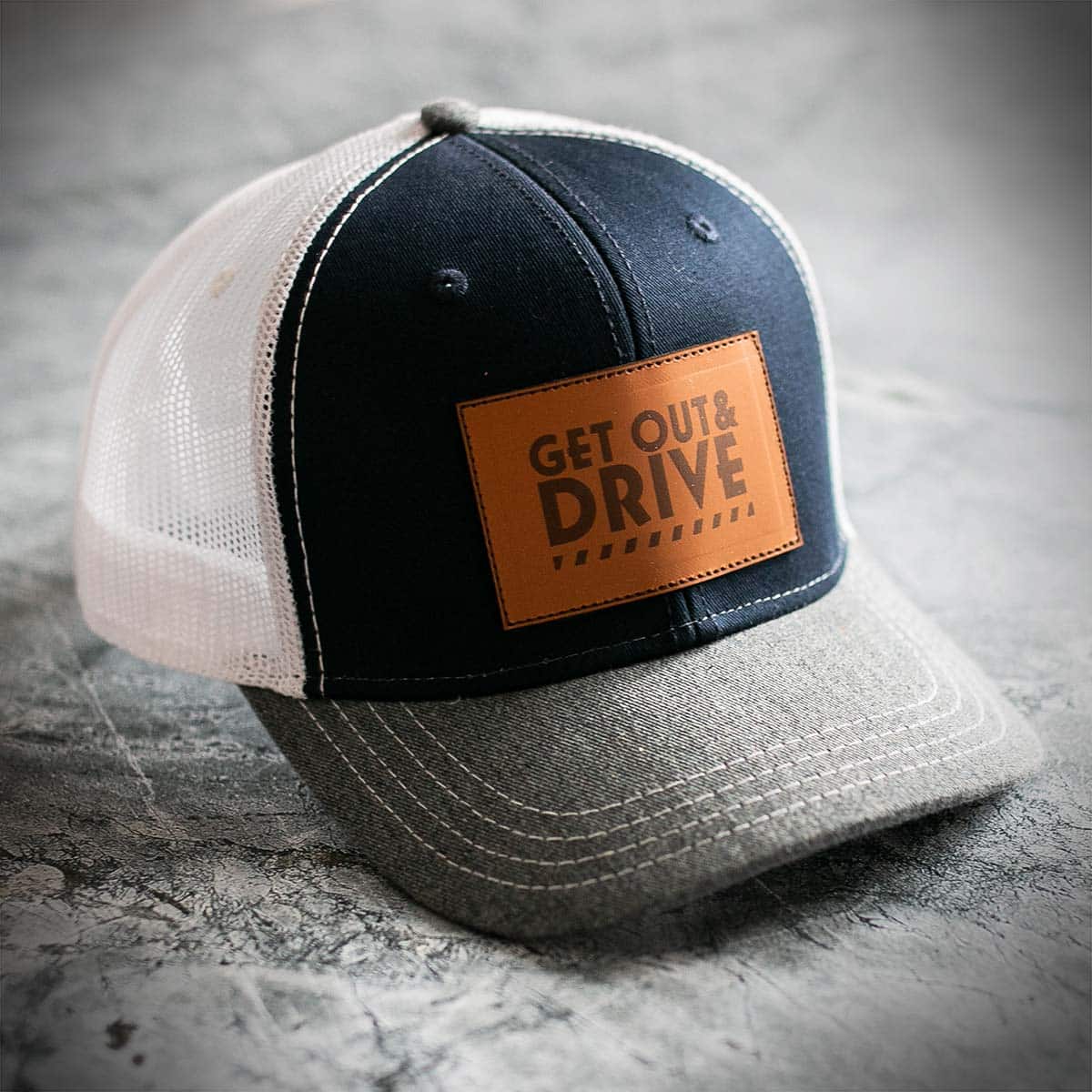 Limitowana czapka z daszkiem - skórka „Get out & Drive”