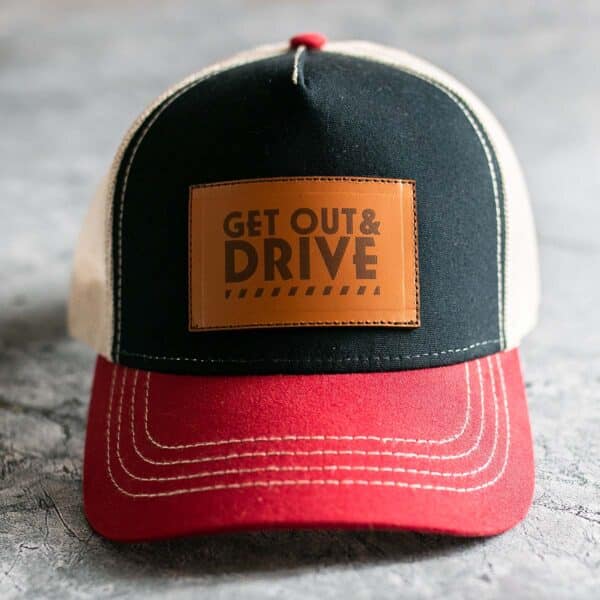 Czapka dla fanów motoryzacji „Get out & Drive” - Edycja Limitowana